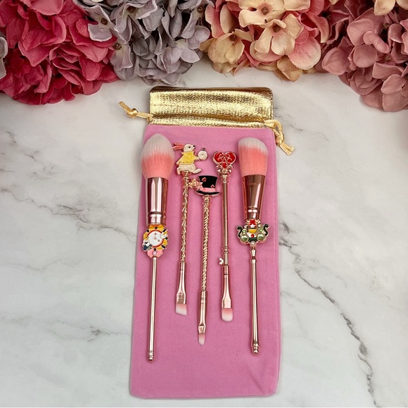 Alice in Wonderland Rose Gold 5 Piece Makeup Brush Set - Picture 13 of 17
